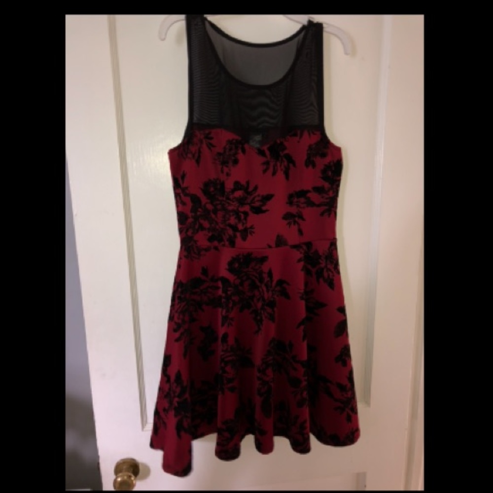 Black and Red Velvet Dress